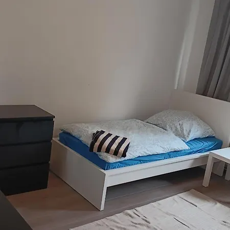 Crew Quartier Monteurzimmer 3 Schlafzimmer Mit Küche Und Bad In Leuna Apartamento Merseburgo