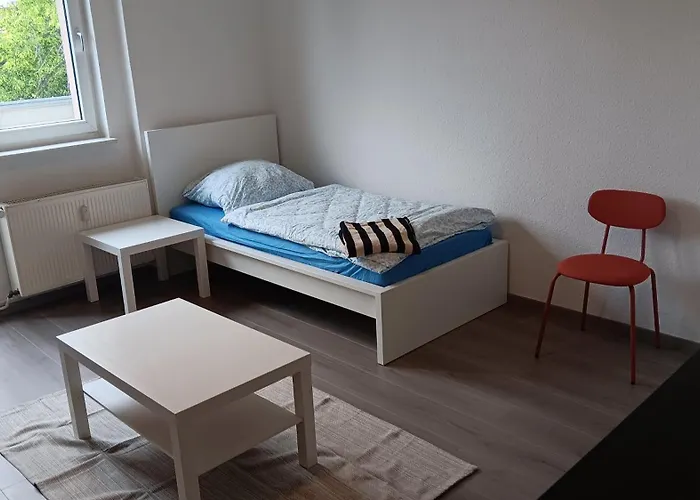 Crew Quartier All-Inclusive Monteurzimmer 3 Schlafzimmer Mit Kueche Und Bad In Merseburg Leuna *